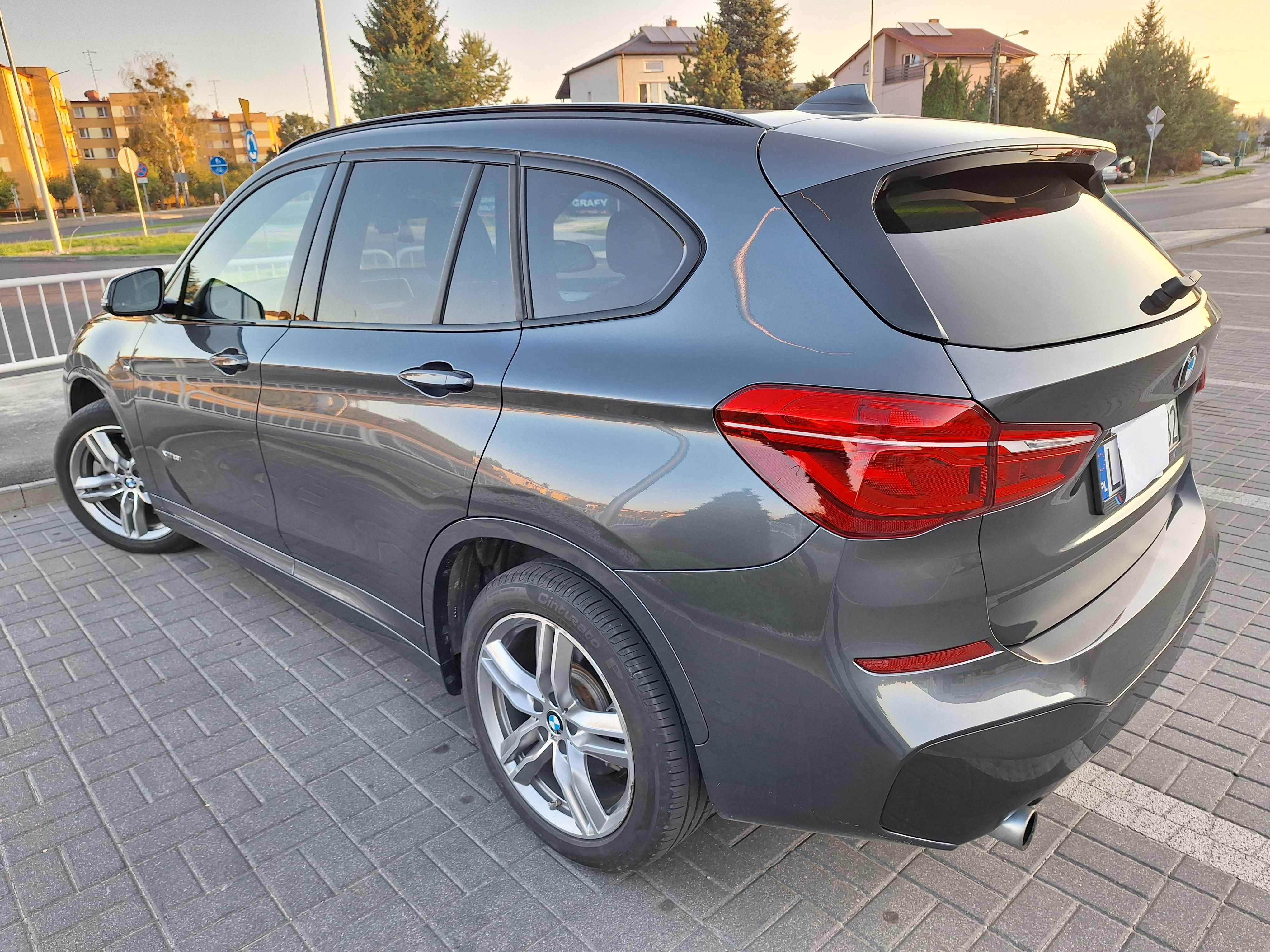 BMW X1 F48 X- DRIVE M PAKIET automat 4x4 mały przebieg