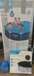 Piscina bestway como nova