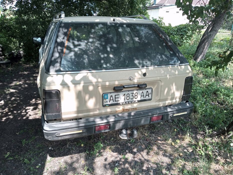 Ниссан дизельный универсал.