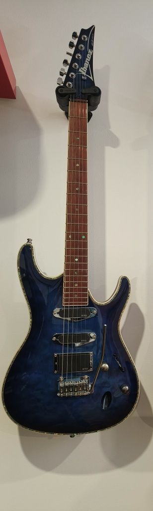 Guitarra Ibanez SA460 QM com captadores EMG