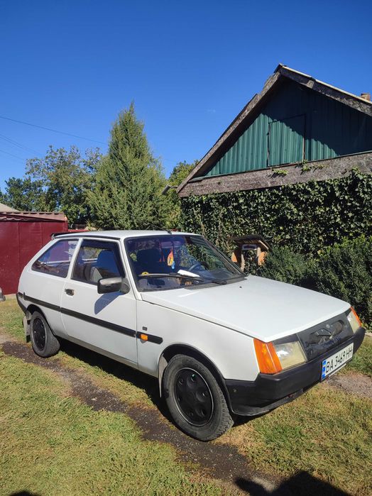 Продаю ЗАЗ Таврія 1102