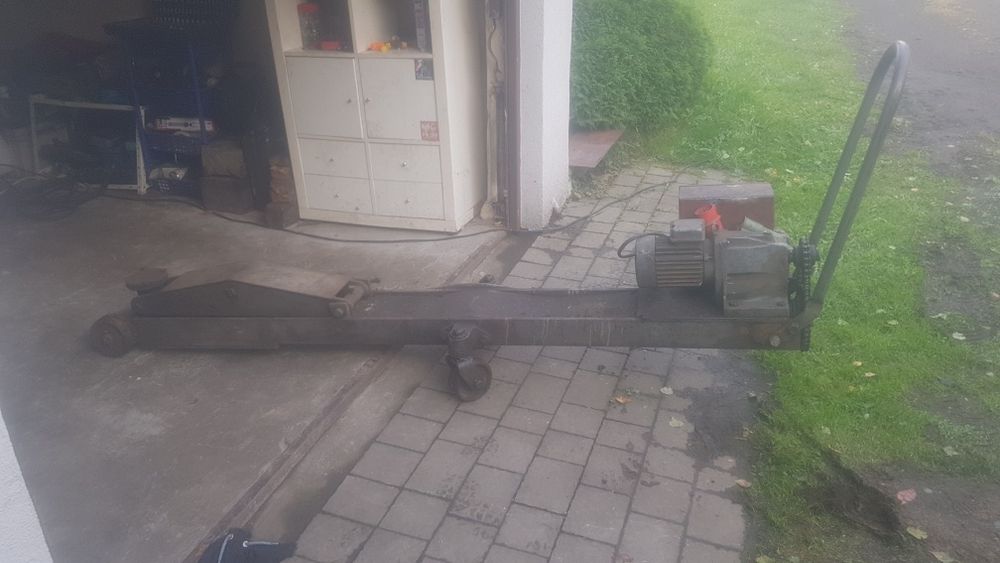 Lewarek, podnosnik elektryczny 380 V