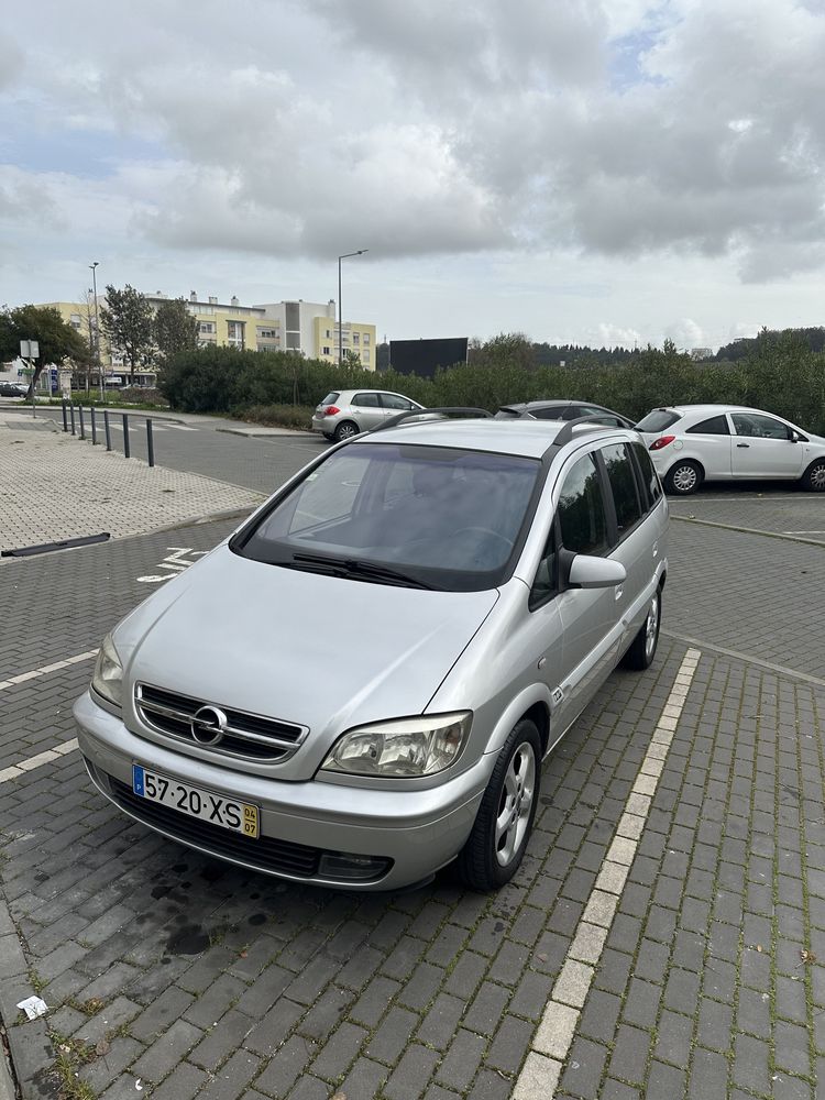 Opel Zafira 7 lugares