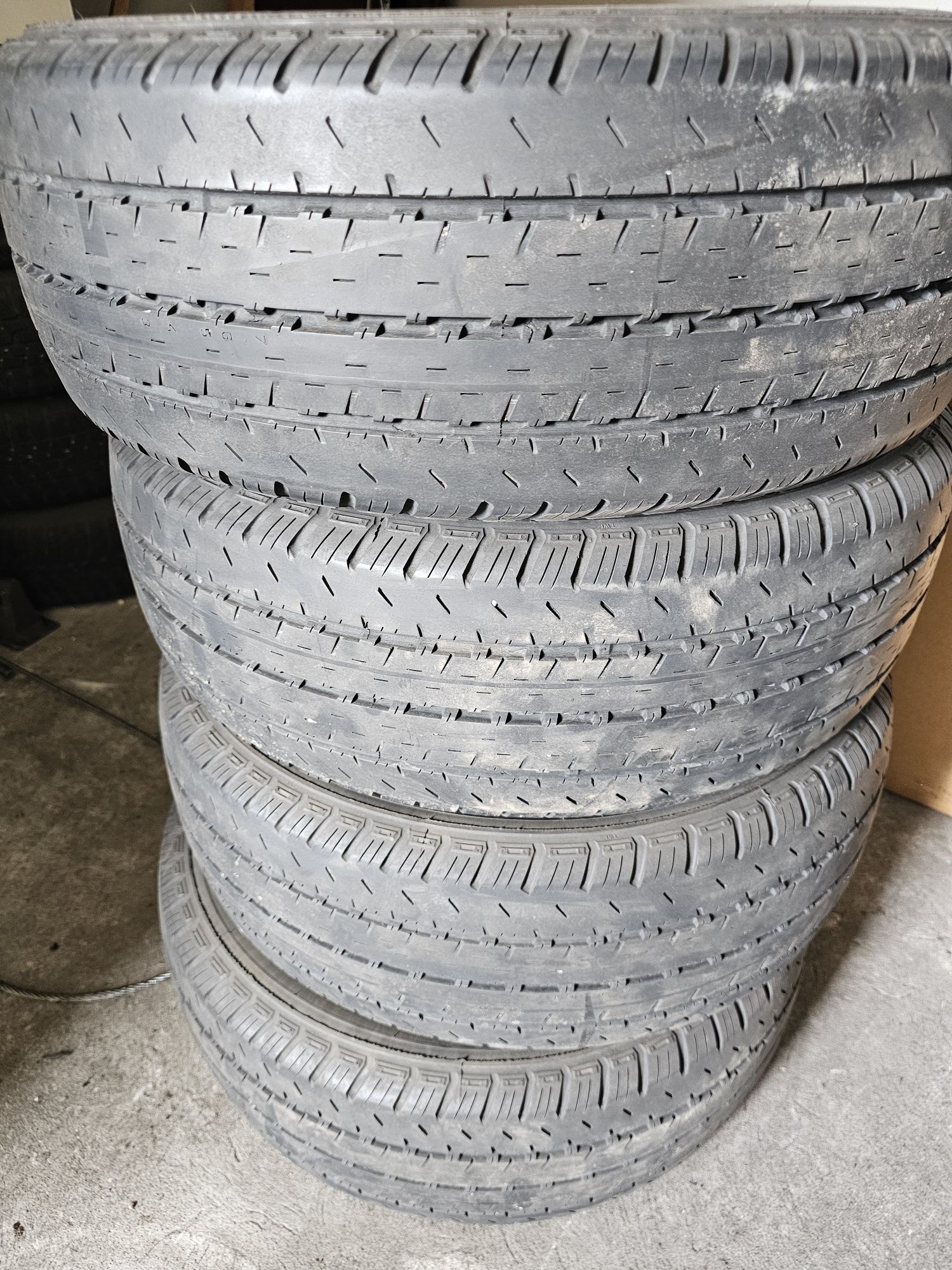 Opony Nokian 225/70 r15c letnie