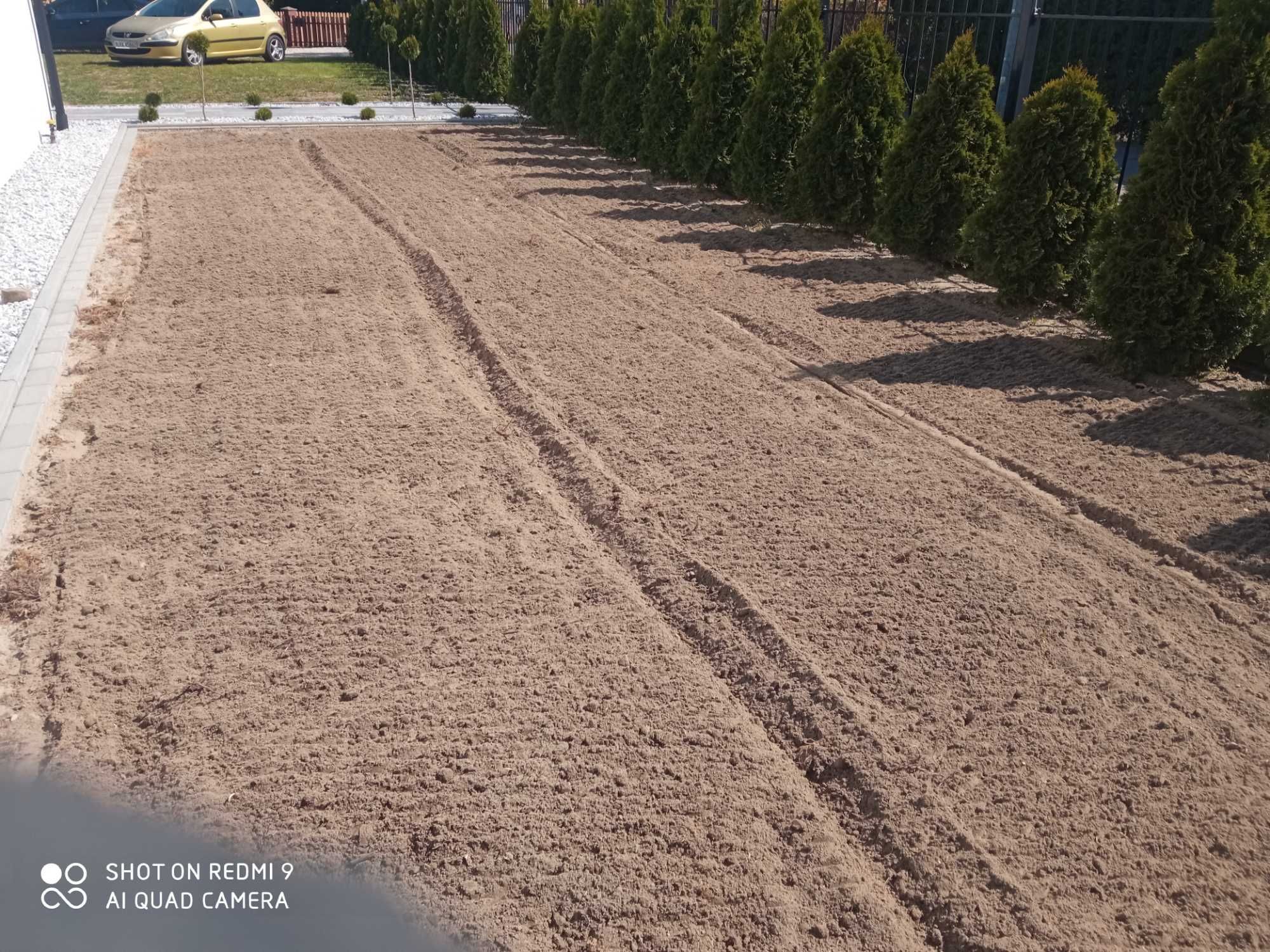Usługi glebogryzarka separacyjna - miniladiwarka Avant