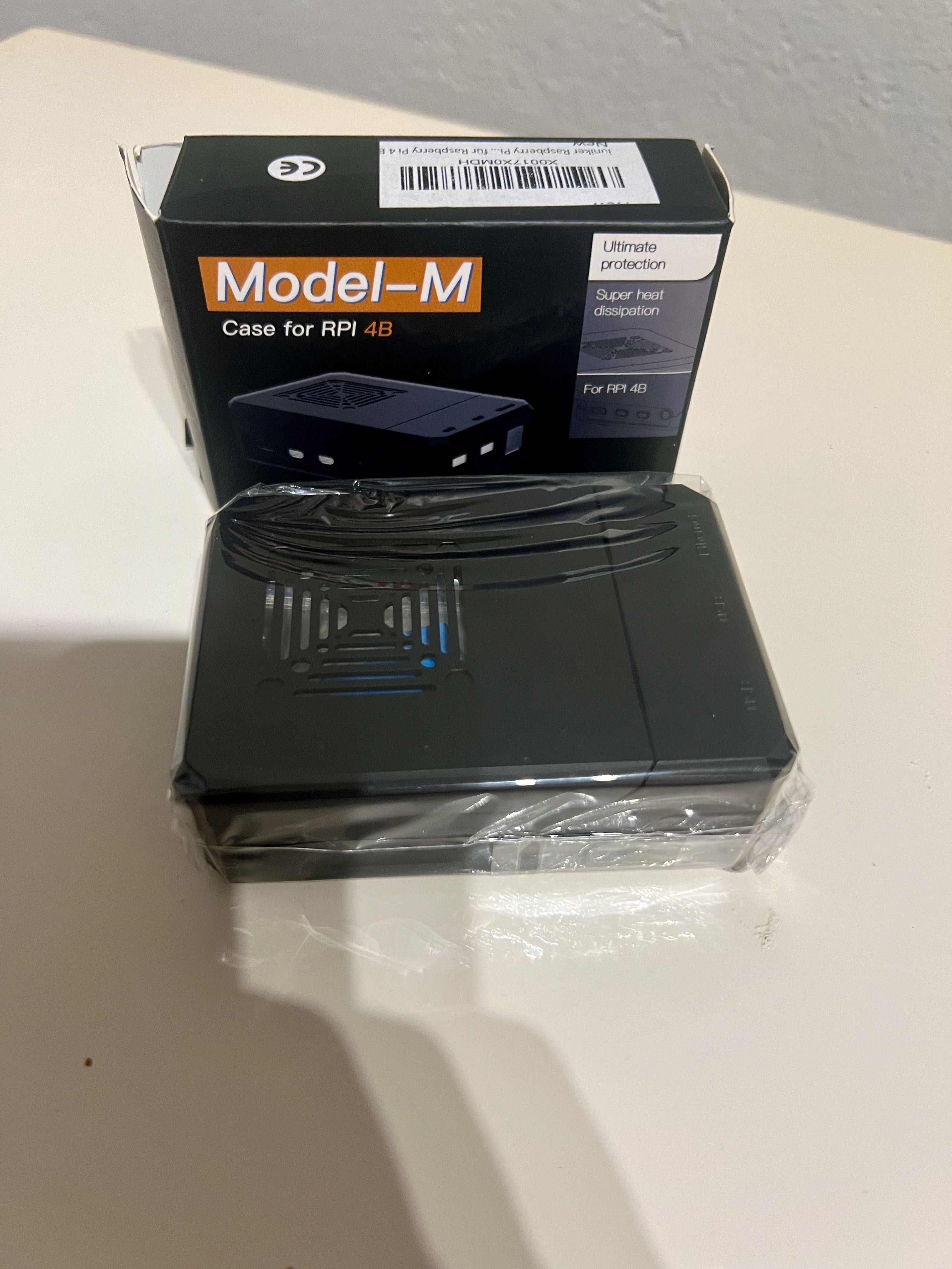 Obudowa Model-M dla Raspberry Pi 4B – Ochrona i Rozpraszanie Ciepła
