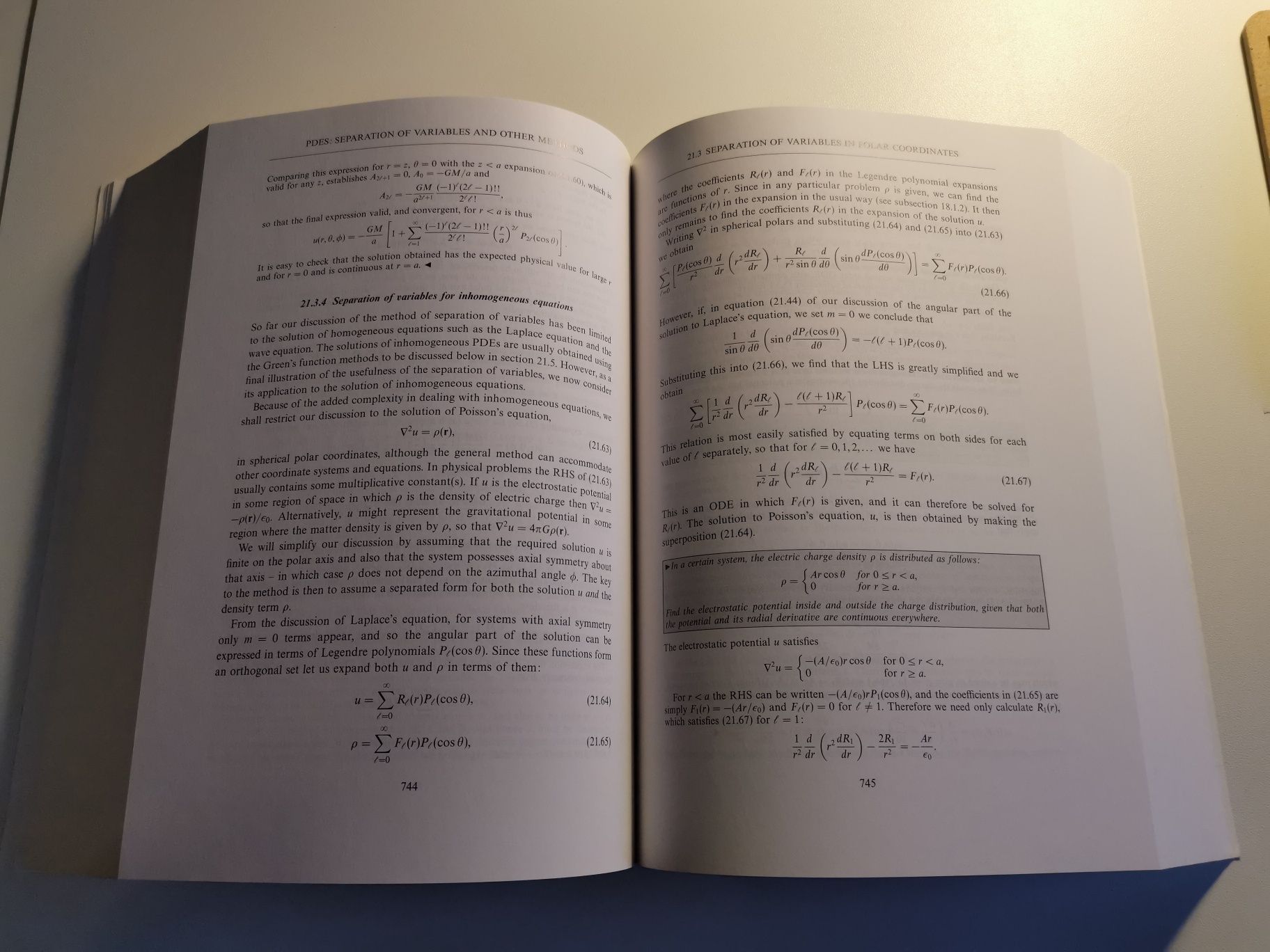 Mathematical Methods for physics and engineering Cambridge Riley