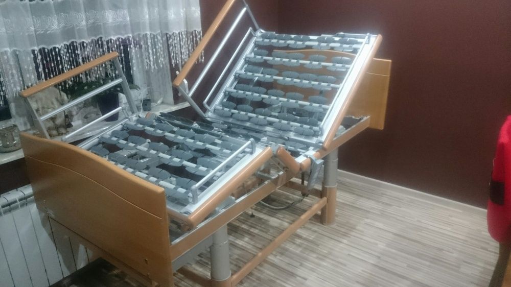 Łóżko rehabilitacyjne elektryczne na pilota meblowe domowe zestaw