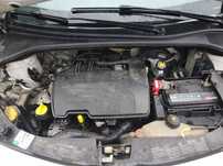 RENAULT CLIO III 1,2 16V SILNIK D4F740