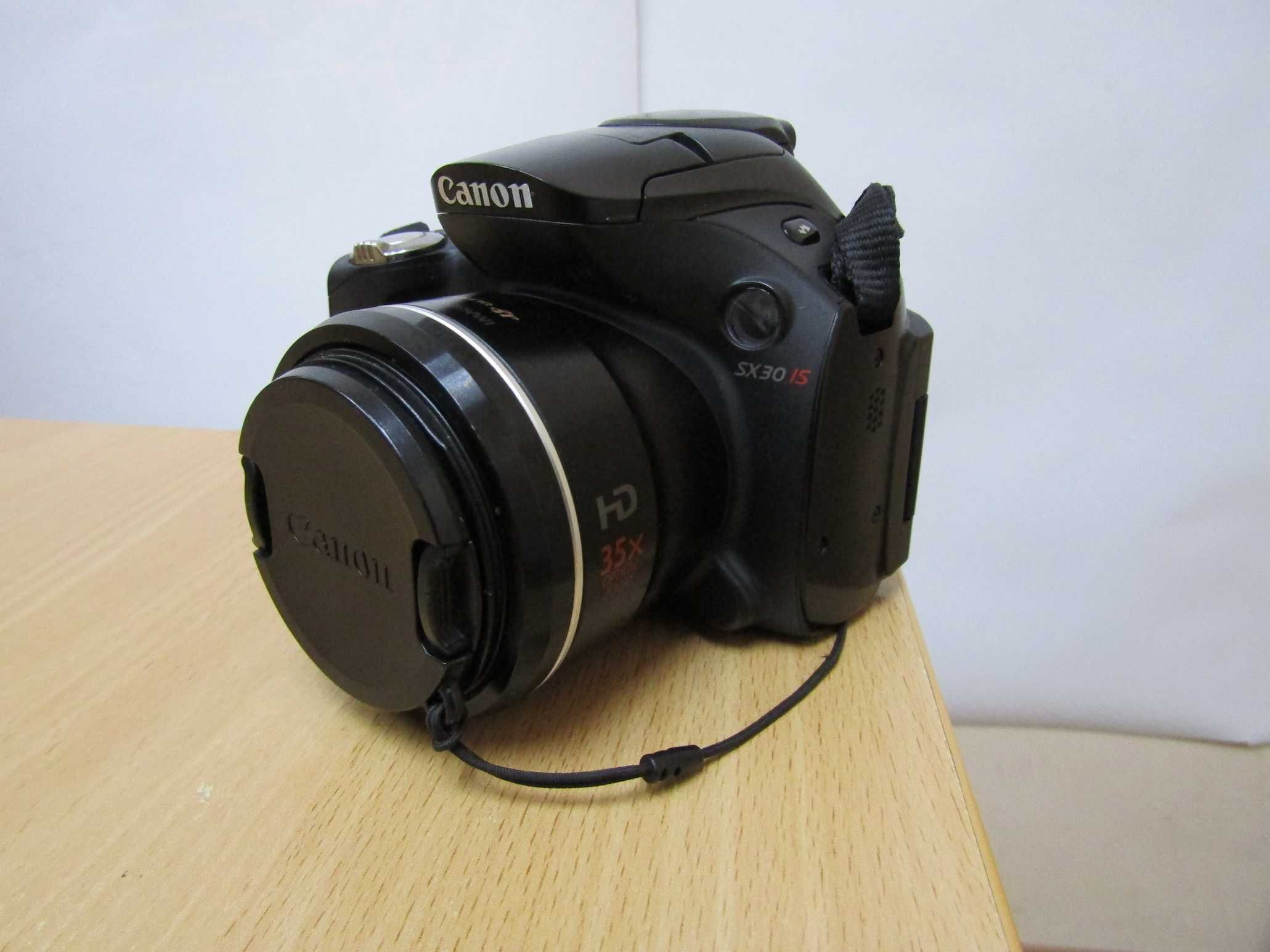 Цифровий фотоапарат Canon SX30 IS + Сумка + КП 32 Гб + 3 АКБ
