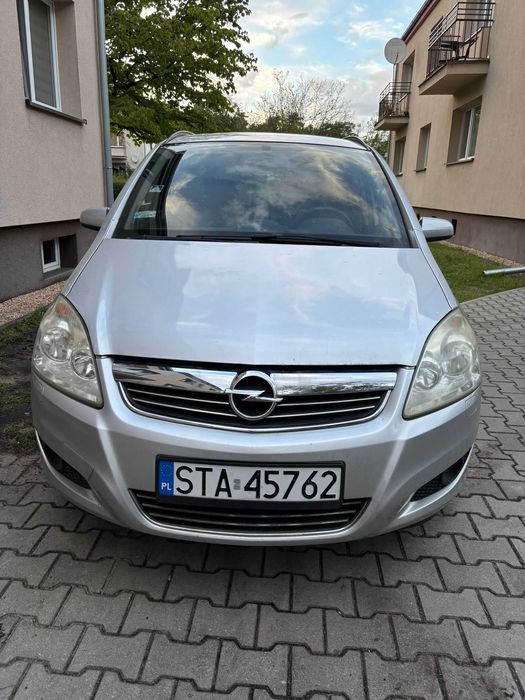 Sprzedam Opla Zafira B 1.8 benzyna 2009r