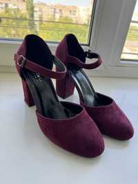 Туфли замшевые бордового цвета