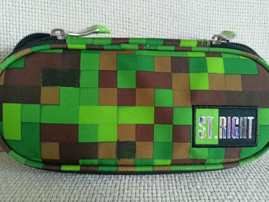 Piórnik - oddam za darmo