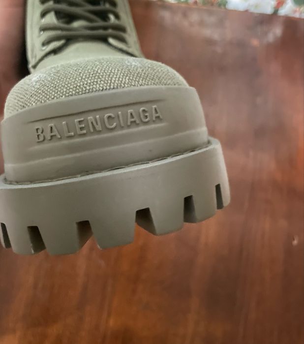 Balenciaga strike boots
