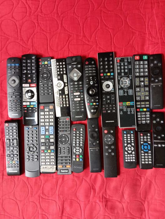 Piloty do tv różne marki