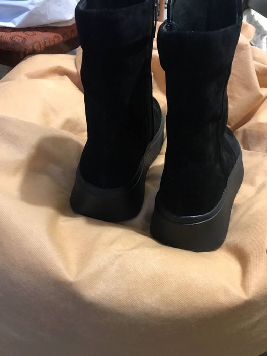 Зимові ботінки жіночі