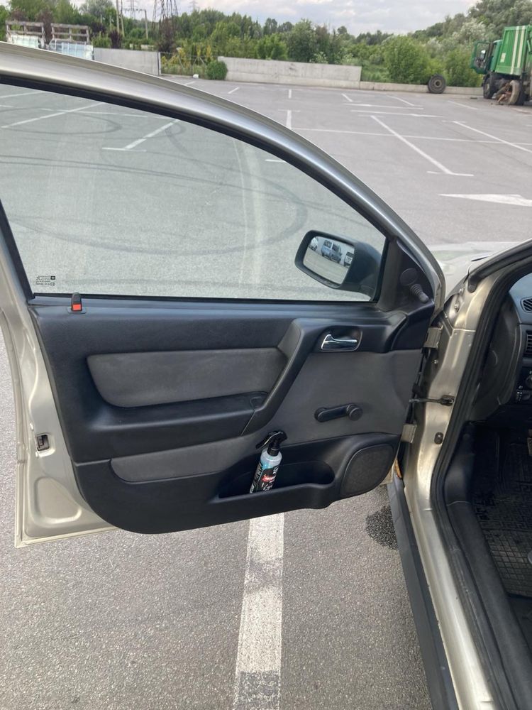 Opel Astra g.