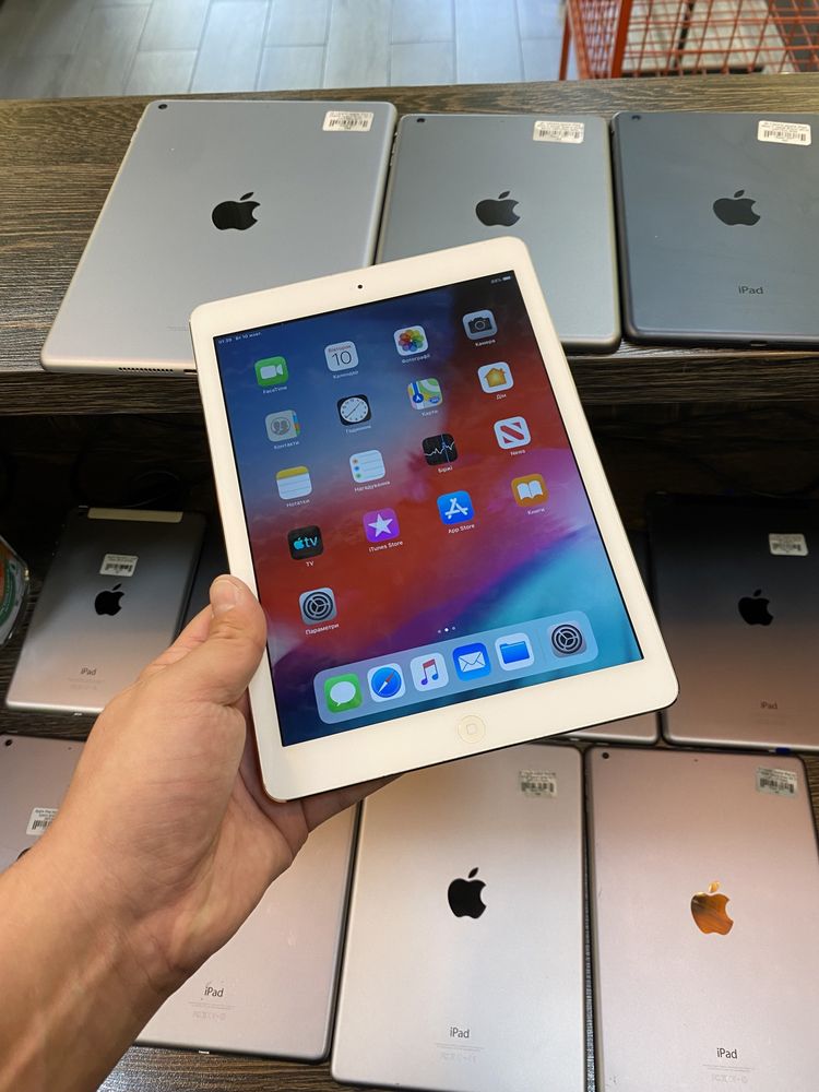 Планшет 9.7 дюйма iPad Air 1 16Gb Silver Wi-Fi Все працює Магазин