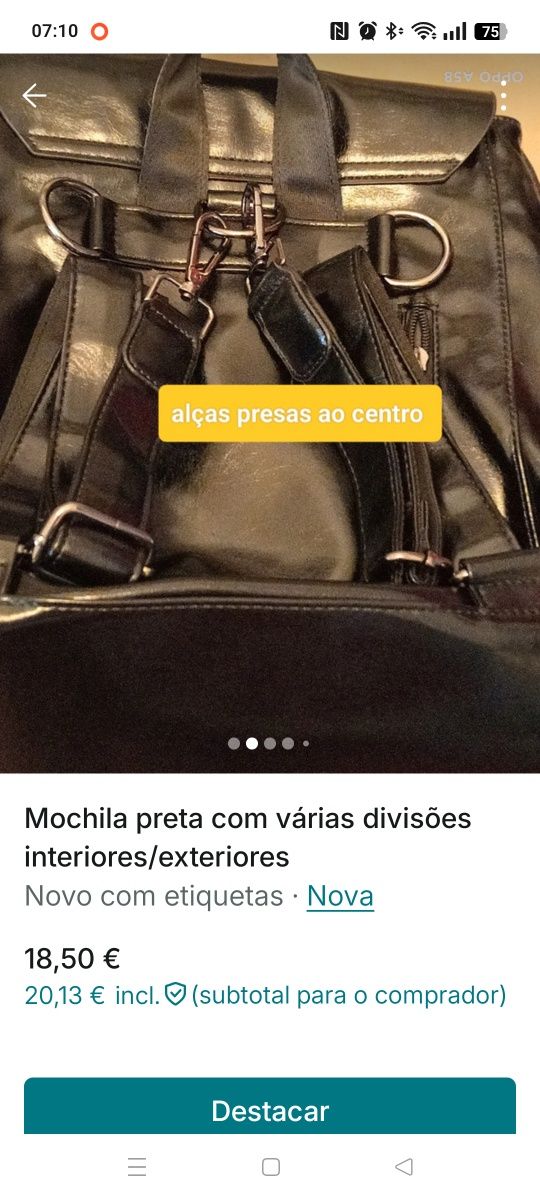 Mochila preta com imensas divisões