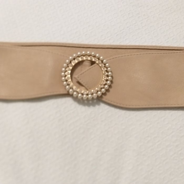 Cinto com argola dourada