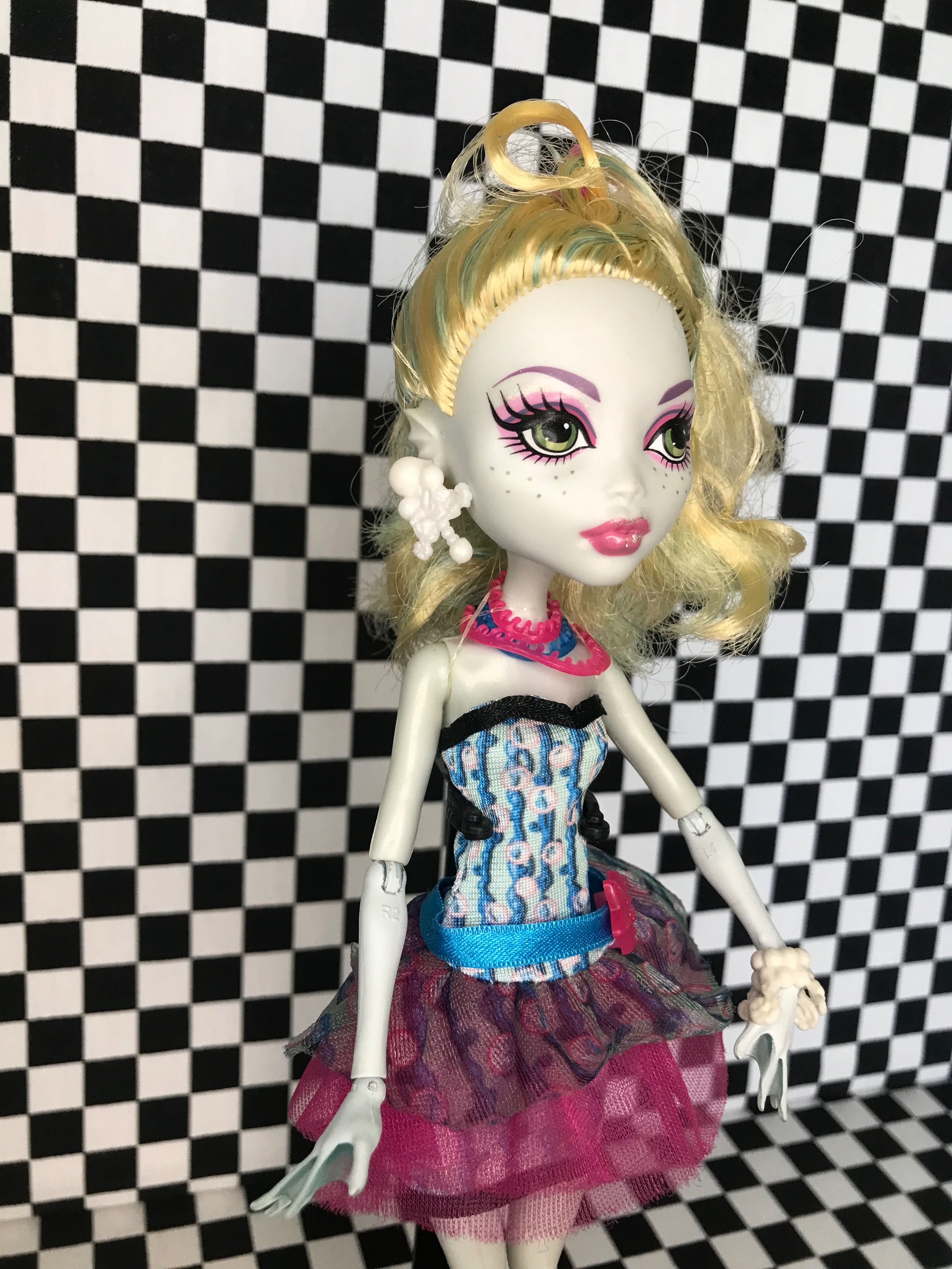 Monster High Монстер Хай Лагуна Блю Сертельно Прекрасний Горошок