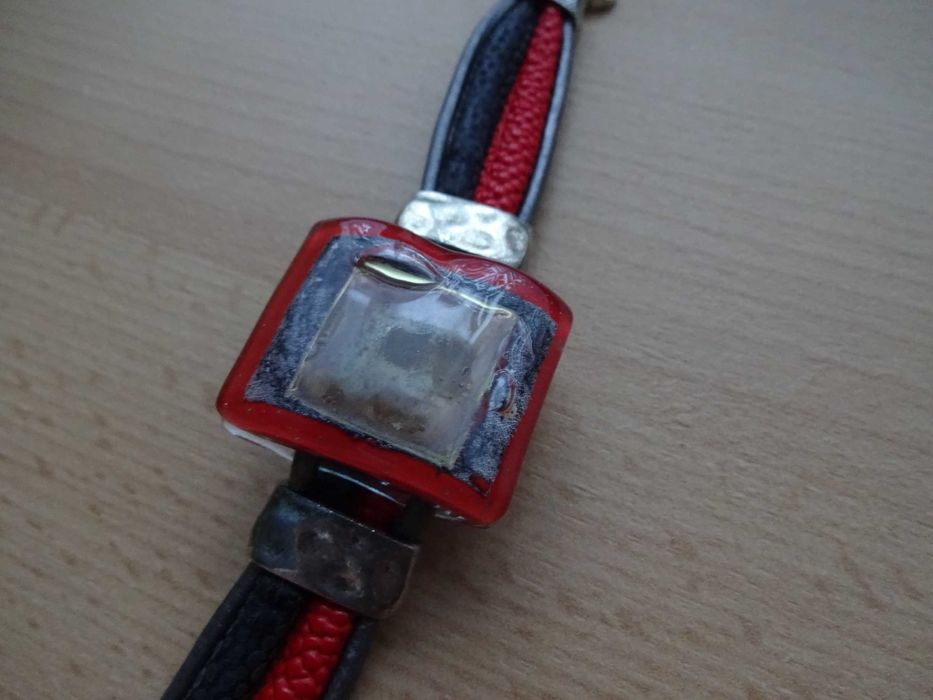 Bransoleta z pasków ze szkłem