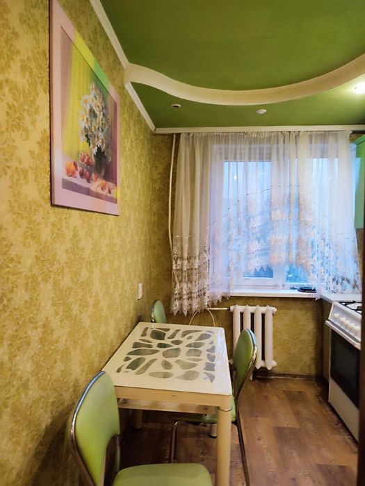 Оренда 3х кімнатної квартири 4 Зарічний