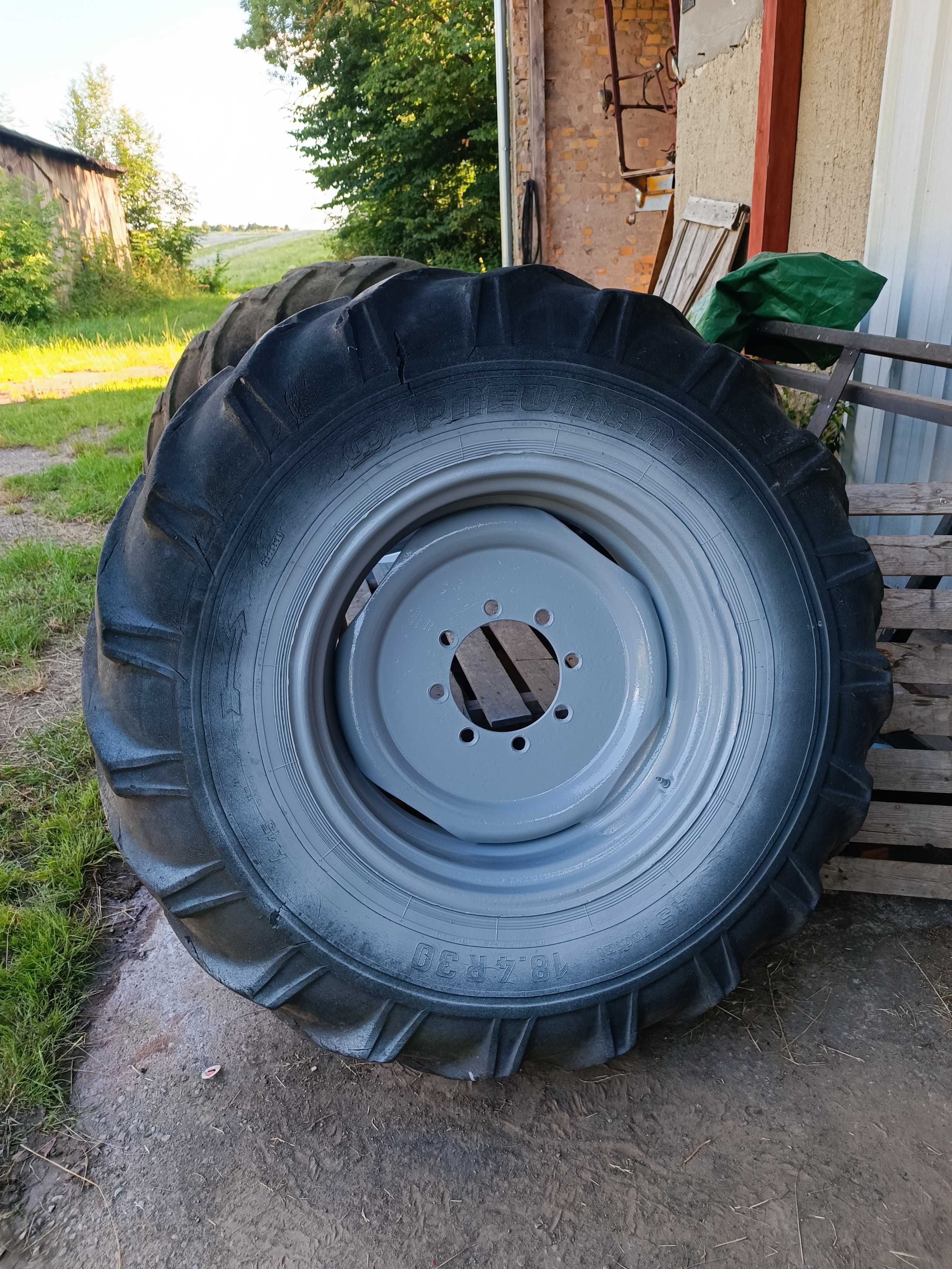 Koło od bizona 18,4 x 30