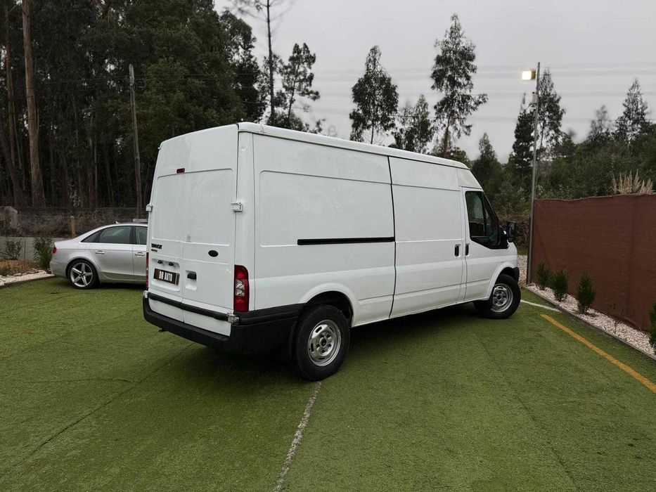 FORD TRANSIT 2.2 TDCI – VERSÃO LONGA E ALTA – CAIXA ISOTÉRMICA