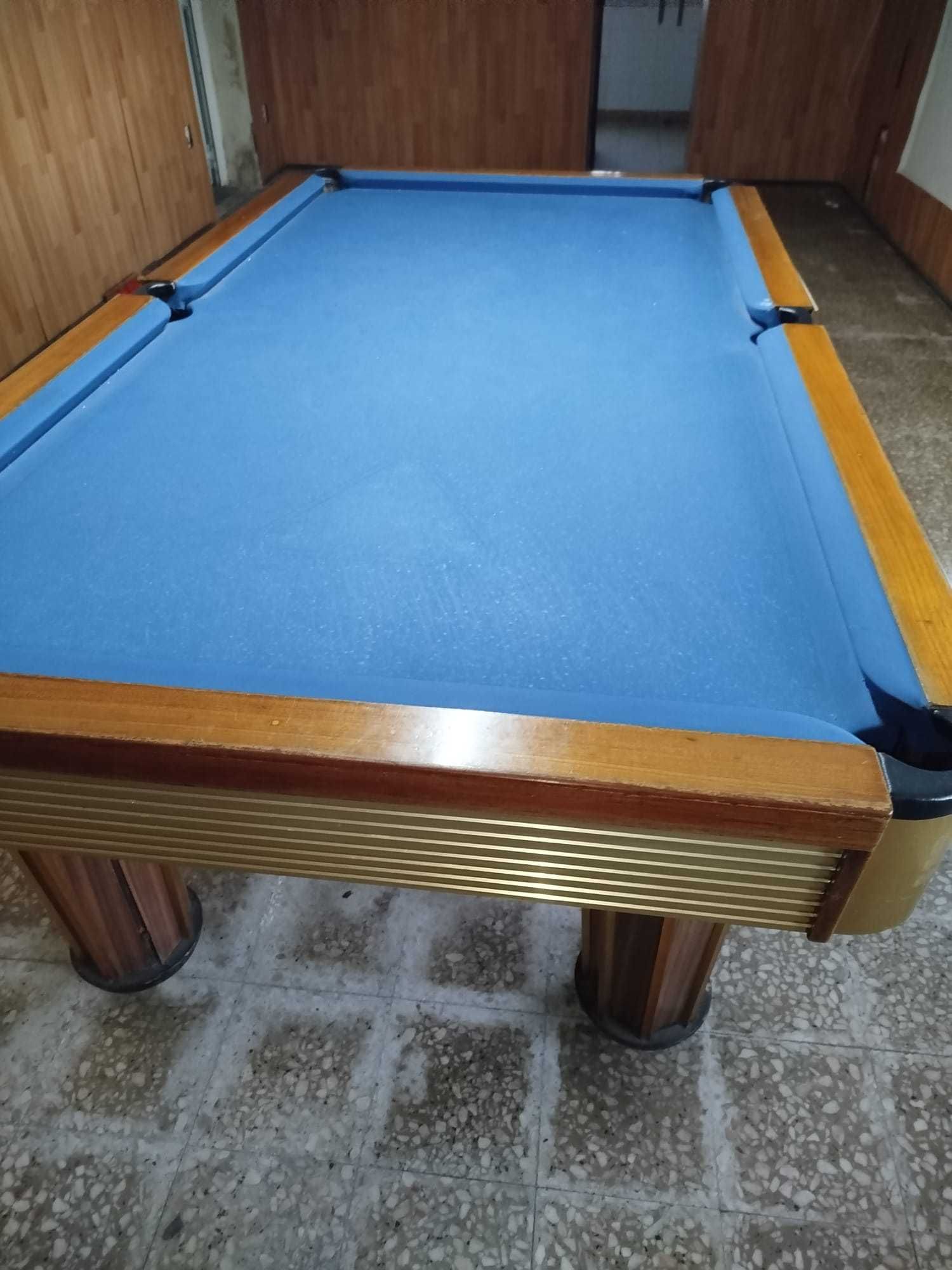 Mesa de Snooker em ótimo estado