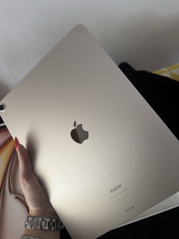 iPad Air 13” Wi-Fi 128gb Starlight e Pencil Pro