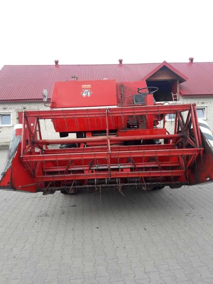 Kombajn zbożowy Massey Ferguson 186