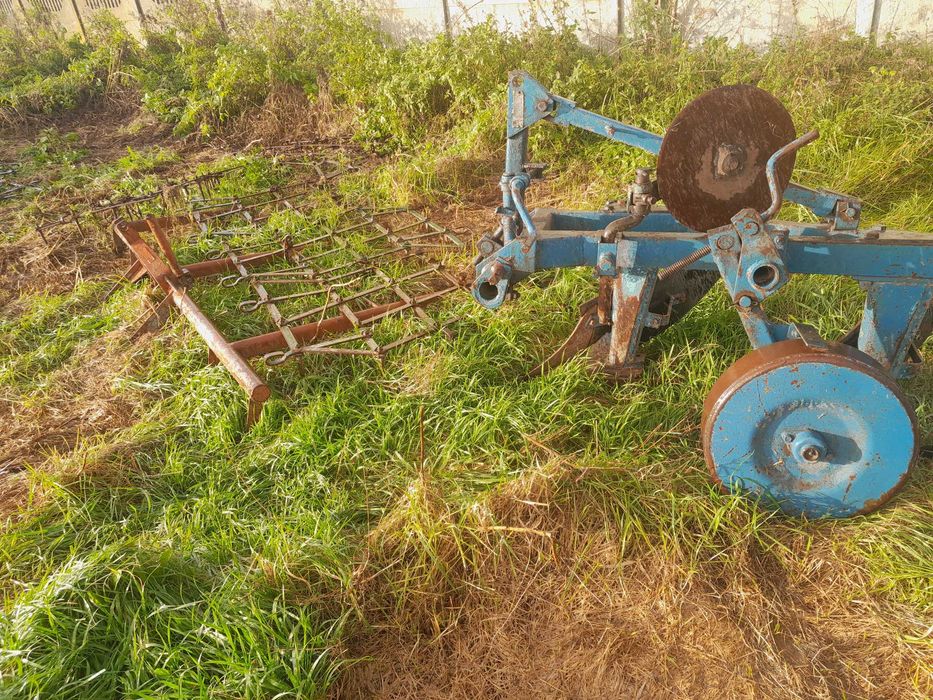 Brony 3 i 5  Pług 2 skibowy  zestaw  maszyny rolnicze