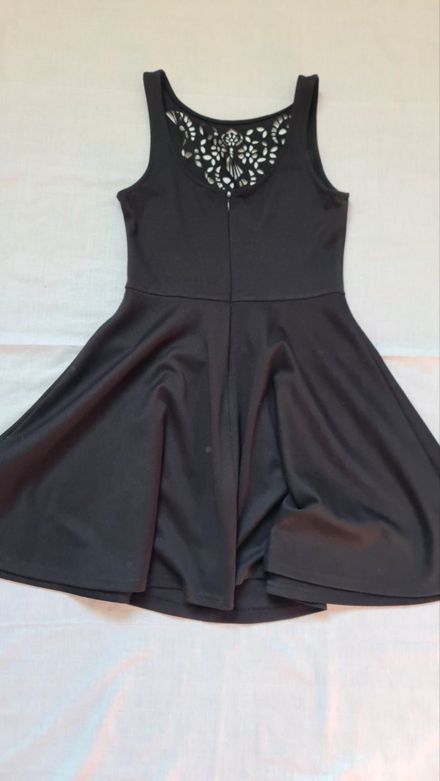Літній чорний сарафан, сукня