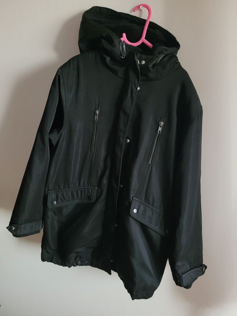 Czarna kurtka parka Zara 140