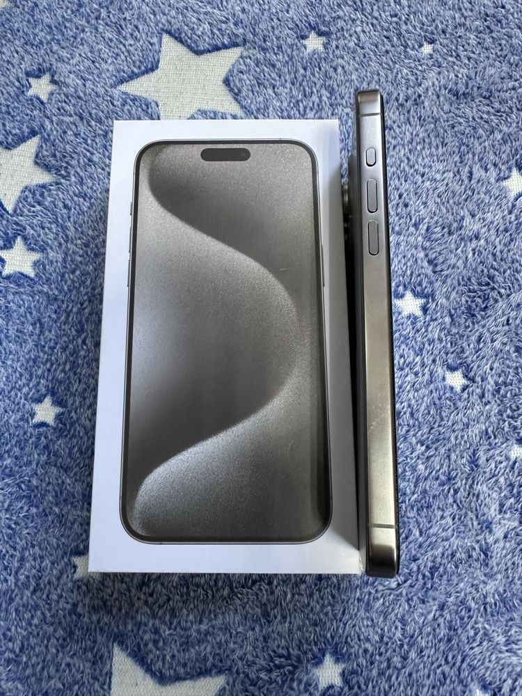 Продам Iphone 15 pro max Natural/512GB