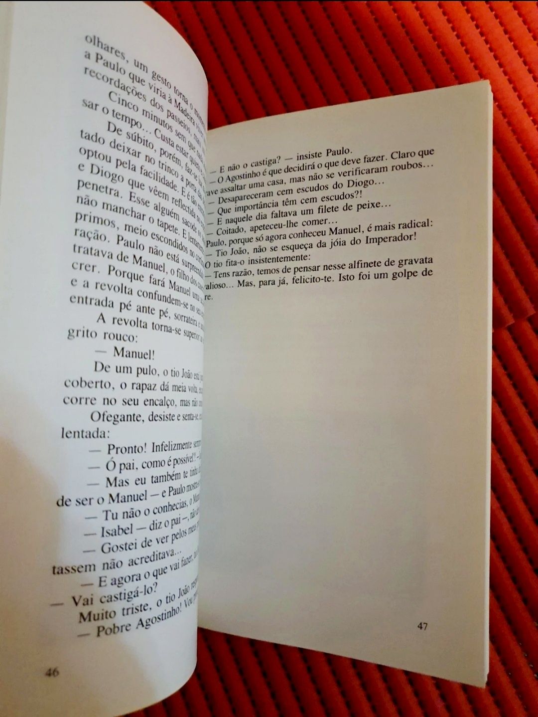À Descoberta A Jóia do Imperador de Maria do Carmo Rodrigues