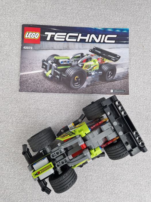 Lego Technic 42072 zielona wyścigówka