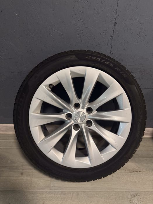 Диски Tesla R19 8j ET49