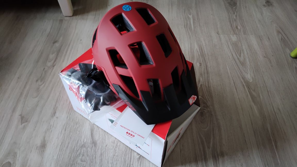 Kask Leatt DBX 2.0 M 55-59cm NOWY