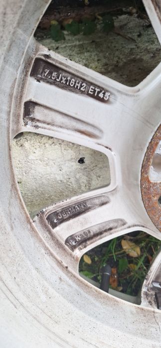 Felgi 5x112 audi a4b8   66.6mm 16 cali