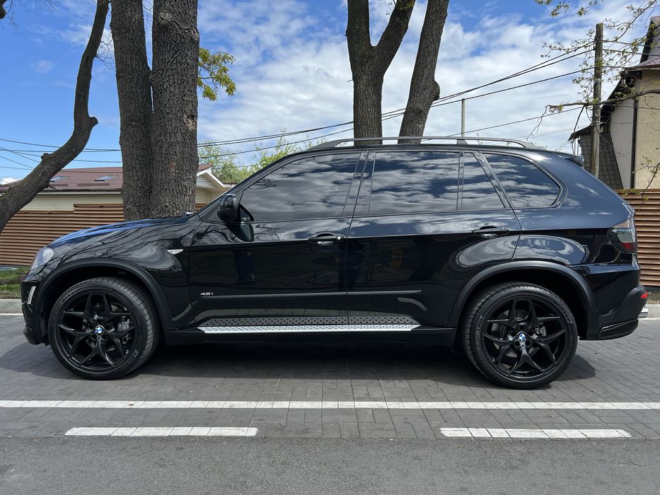 BMW X5 e70 4,8 2008