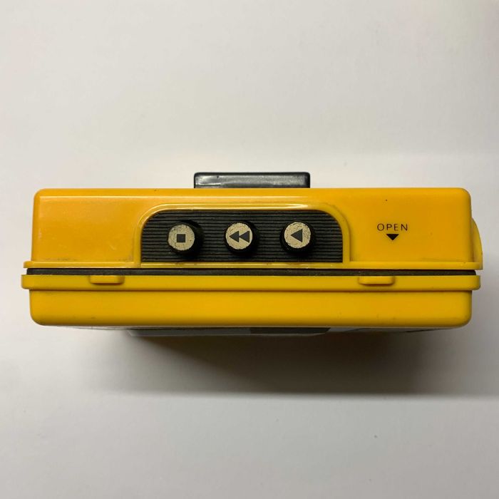 Касетний програвач з AM/FM Sonic S75 та інші плеєри