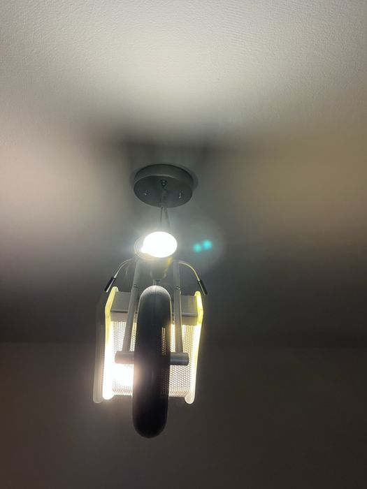 Żyrandol lampa motocykl