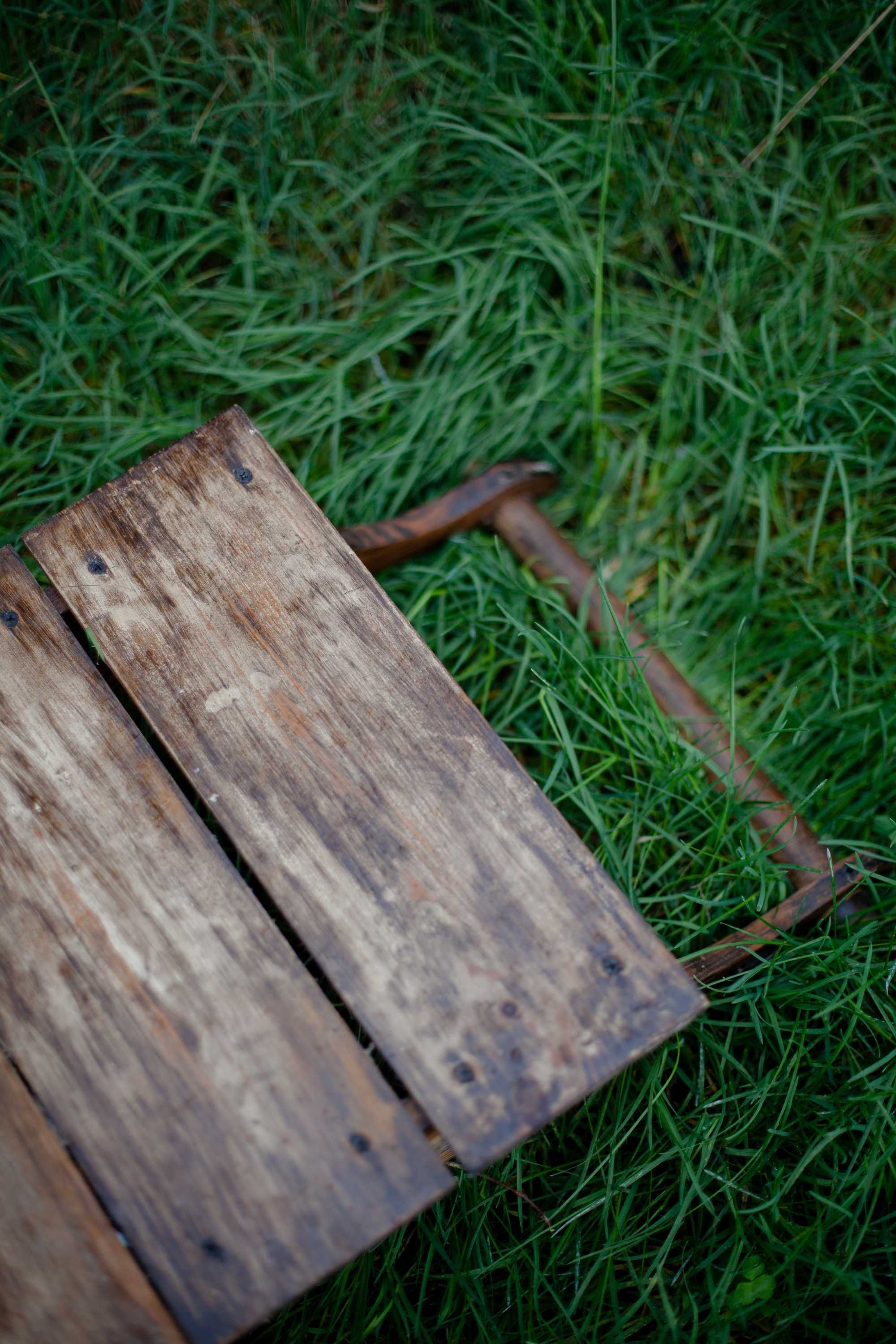 Дерев'яний розкладний стіл-кошик для пікніка