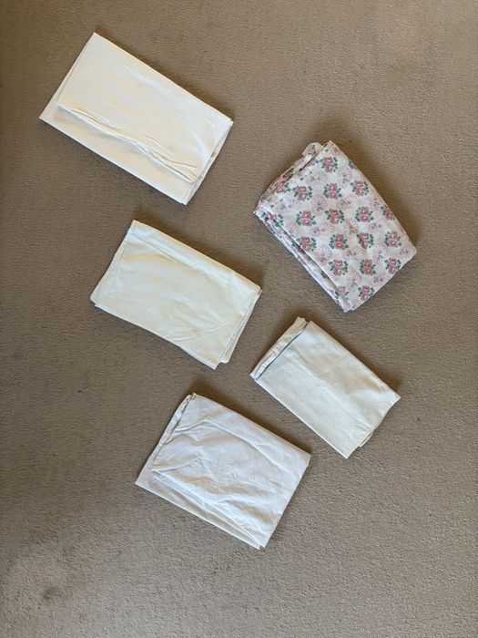 4 poszewki na poduszki + poszewka na kołdrę