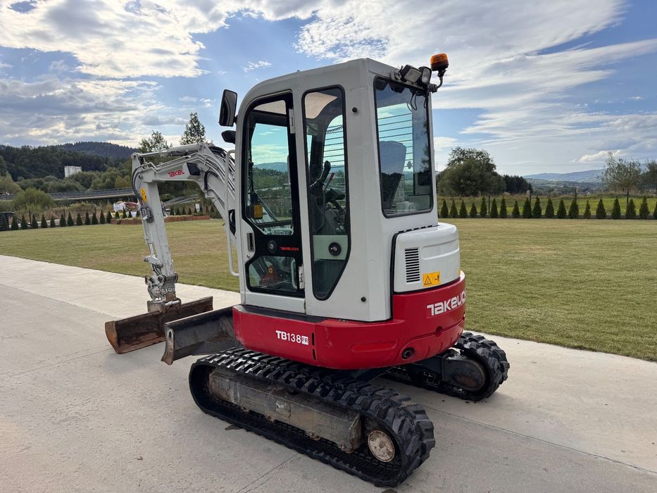 Takeuchi TB 138 FR  Takeuchi TB 138 FR powertilt