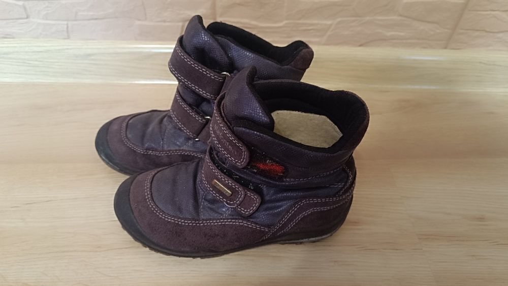 Дитячі чобітки розмір 31.