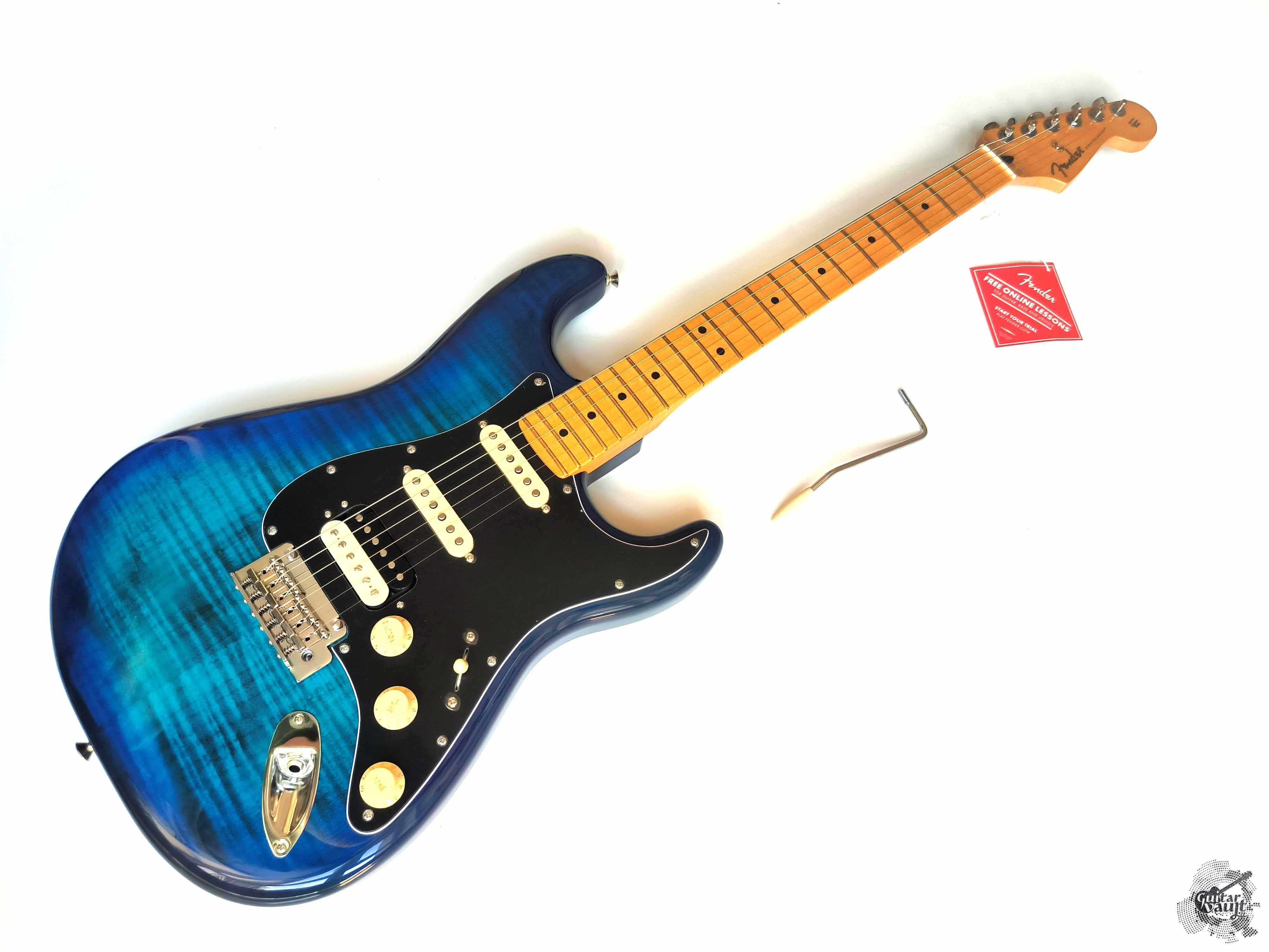 '2025 Fender® Limited Edition Player II Stratocaster® HSS Blue Burst
