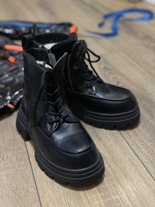 Черевики ботінки на дівчинку 35 розмір